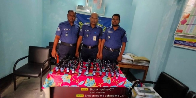 গাংনীতে ৬৬ বোতল ফেনসিডিল উদ্ধার, পলাতক ২