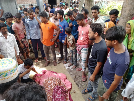 জীবননগরে সাপে কেটে মধ্যবয়সী নারীর মৃত্যু