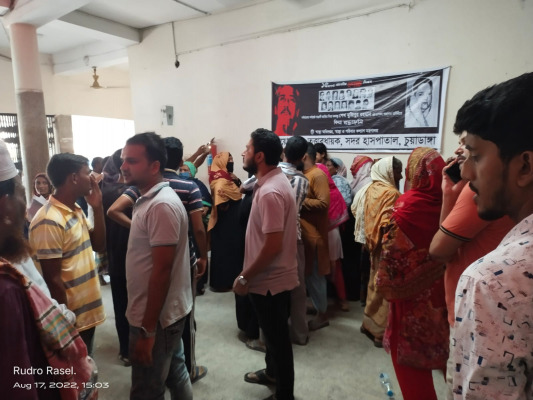 চুয়াডাঙ্গা ও ঝিনাইদহে মোটরসাইকেল-আলমসাধুর পৃথক সংঘর্ষে