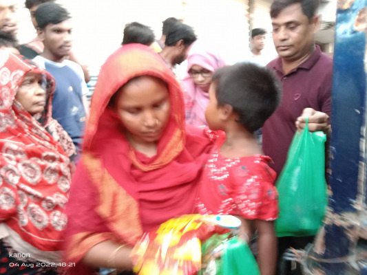 মেহেরপুরে ৪ বোতল ফেনসিডিলসহ স্বামী-স্ত্রী আটক