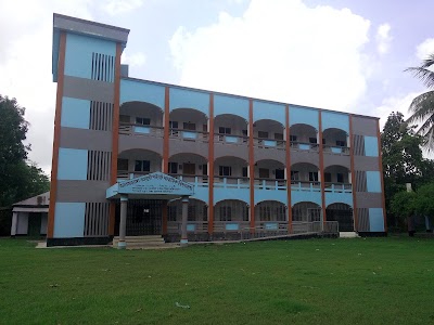 এবার আলমডাঙ্গা সরকারি মাধ্যমিক বিদ্যালয়ের প্রধান শিক্ষকের বিরুদ্ধে অভিযোগ