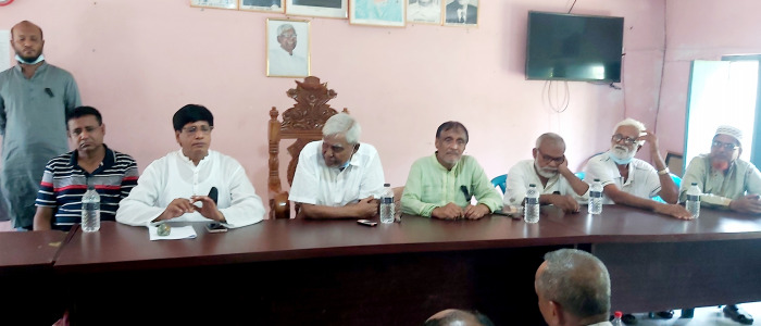 আলমডাঙ্গা উপজেলা ও পৌর আওয়ামী লীগের বর্ধিত সভায় এমপি ছেলুন জোয়ার্দ্দার