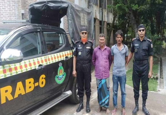 গাংনীতে র‌্যাবের অভিযানে তিনটি ককটেলসহ দুজন আটক