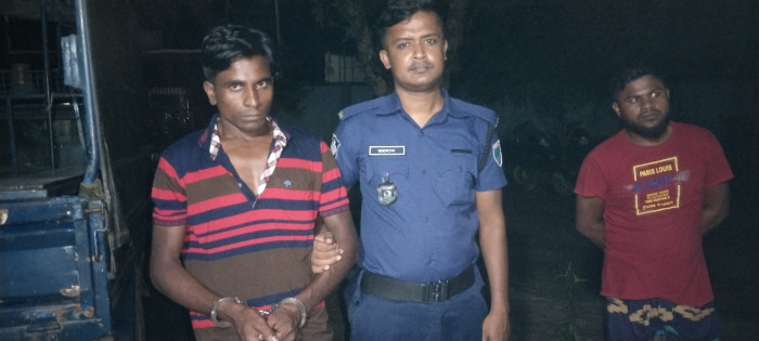 মেহেরপুরের সিংহাটি থেকে গাঁজাসহ মাদকসেবী আটক