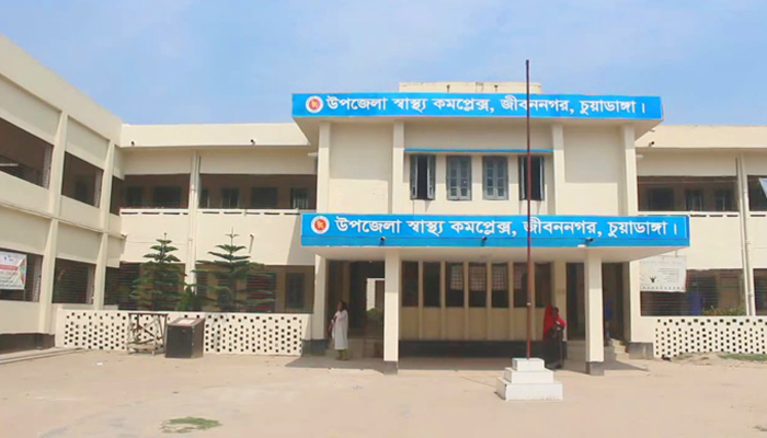 নিজের গলাকেটে নারীর আত্মহত্যা