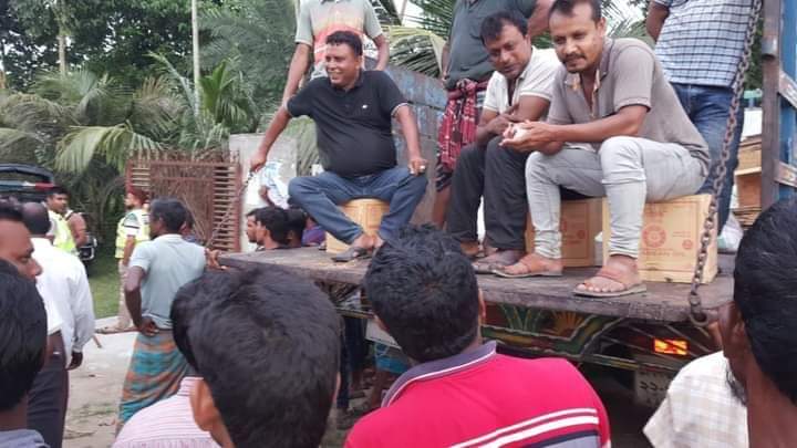 রায়পুর ইউনিয়নে টিসিবির ফ্যামিলি কার্ডে পণ্য তোলা নিয়ে অনিয়মের অভিযোগ