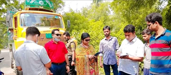 মেহেরপুরে বেপরোয়া গতিতে ট্রাক চালানোয় জরিমানা গুনলেন চালক