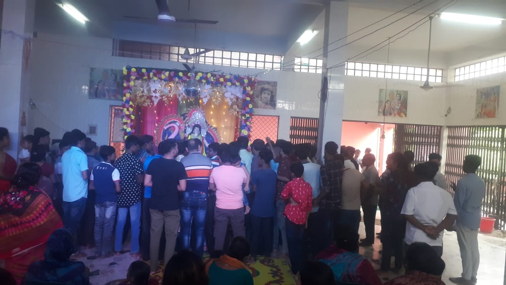 চুয়াডাঙ্গায় দেবশিল্পী বিশ্বকর্মা পূজা উদ্যাপন