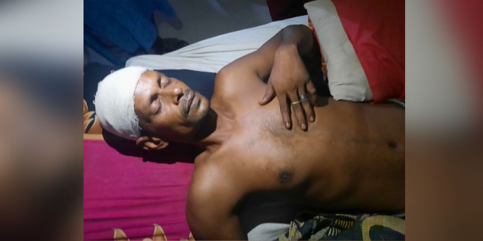 জীবননগরে জমি নিয়ে বিরোধ, প্রতিপক্ষের হামলায় দুজন আহত