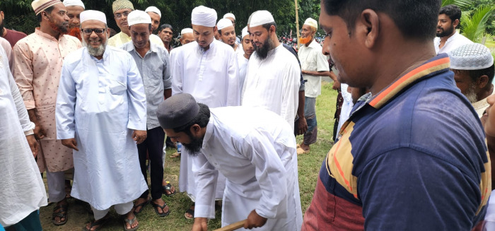 মারকাজুল উলূম বালিহুদা মাদরাসায় ফাতেমা জামে মসজিদের ভিত্তি প্রস্তর উপলক্ষে আলোচনা সভা ও দোয়া