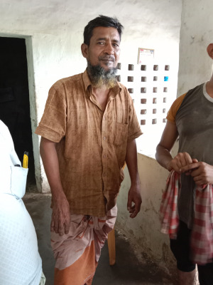 দামুড়হুদায় হাতেনাতে চোর আটক, অভিযোগ না থাকায় ছেড়ে দিল পুলিশ