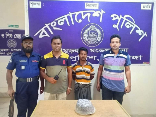 কার্পাসডাঙ্গায় ৫ শ পিচ বুপ্রেনোরোফাইন ইনজেকশনসহ আটক ১