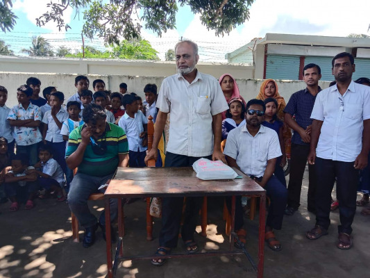 নান্দবার প্রাথমিক বিদ্যালয়ের প্রধান শিক্ষকের বিদায় সংবর্ধনা