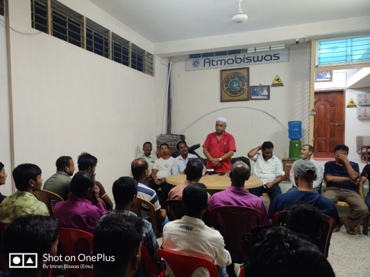 চুয়াডাঙ্গা সদর উপজেলার পদ্মবিলা ইউনিয়নে মতবিনিময়কালে আসাদুল হক বিশ্বাস