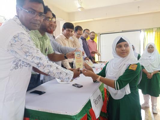 বিএফএফ-সমকাল জাতীয় বিজ্ঞান বিতর্ক প্রতিযোগিতা অনুষ্ঠিত