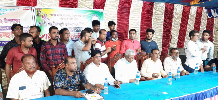 আলমডাঙ্গা ও দামুড়হুদার বিভিন্ন পূজামণ্ডপ পরিদর্শন করলেন এমপি ছেলুন জোয়ার্দ্দার ও টগর