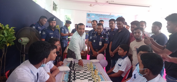 চুয়াডাঙ্গায় স্কুলভিত্তিক দাবা প্রতিযোগিতার উদ্বোধন