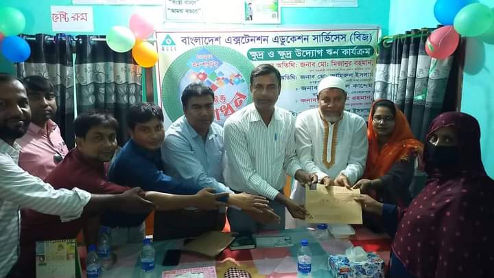 গাংনীতে বিজের শাখা অফিসের উদ্বোধনকালে জেএম ওলিউল ইসলাম