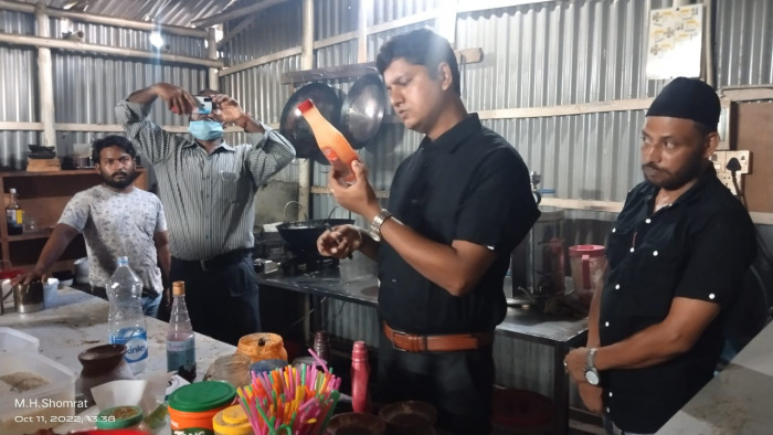 জীবননগর উথলীতে ভোক্তা অধিকার সংরক্ষণ অধিদপ্তরের অভিযান