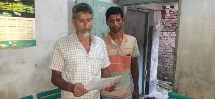 আলমডাঙ্গার শেখপাড়ায় এক ব্যক্তির সংবাদ সম্মেলন