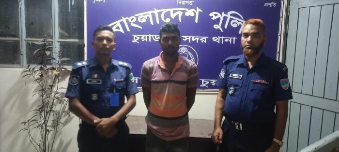 চুয়াডাঙ্গার মর্তুজাপুরে ট্রাক চোর আটক