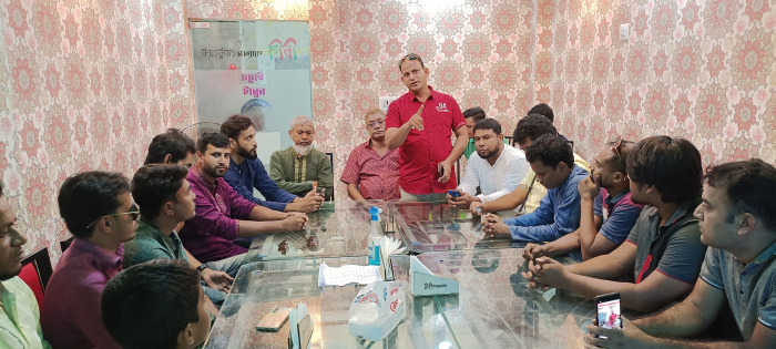 হরিণাকুণ্ডুতে মোবাইল ফোন ব্যবসায়ী সমিতির কমিটি গঠন