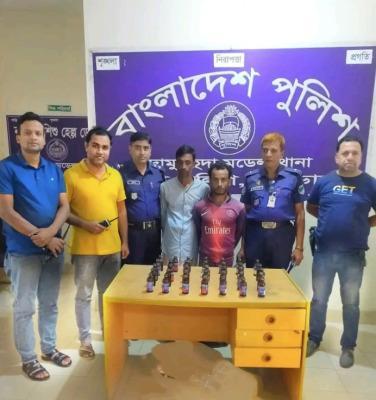 কার্পাসডাঙ্গায় ৩৫ বোতল ফেনসিডিলসহ দুইজন আটক