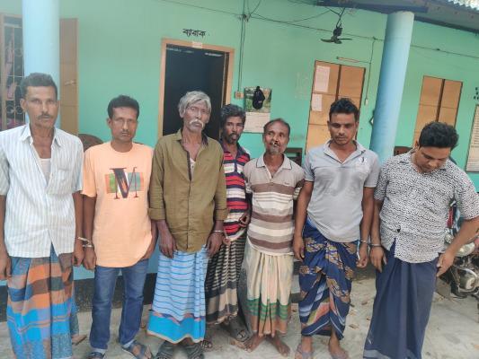 গাংনীতে ৭ জুয়াড়ী আটক