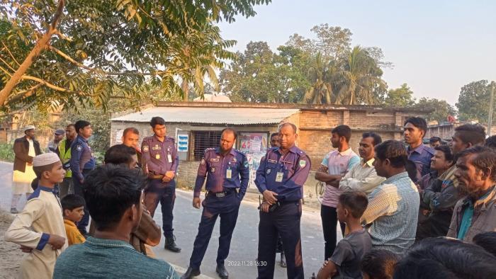 গোডাউনের তালা কেটে মোটরসাইকেল ও নগদ টাকা চুরি