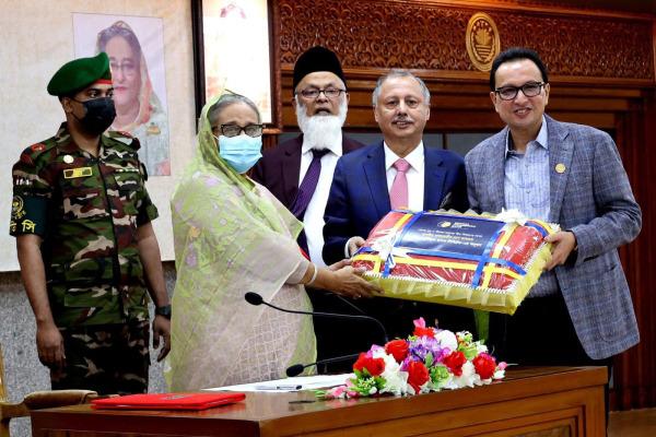 শীর্তাতদের জন্য প্রধানমন্ত্রীর ত্রাণ তহবিলে অনুদান দিলেন বাবু দিলীপ কুমার আগরওয়ালা