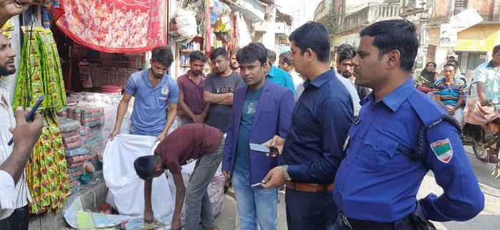 আলমডাঙ্গায় ভোক্তা অধিকার সংরক্ষণ অধিদপ্তরের অভিযান