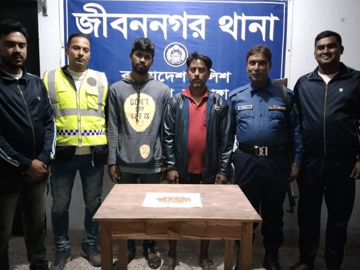 জীবননগরে ইয়াবাসহ দুজন আটক