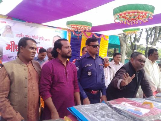 হরিণাকুণ্ডুতে গরিব ও দুস্থদের মাঝে কম্বল বিতরণ