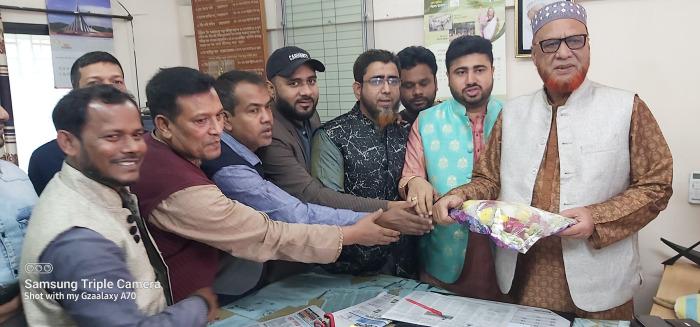 আলমডাঙ্গা পৌর মেয়রের সঙ্গে গার্মেন্টস মালিক সমিতির সাক্ষাৎ