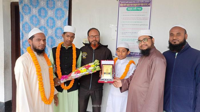 হিজলগাড়ী বহুমূখী কওমী মাদ্রাসার শিক্ষার্থীকে সংবর্ধনা
