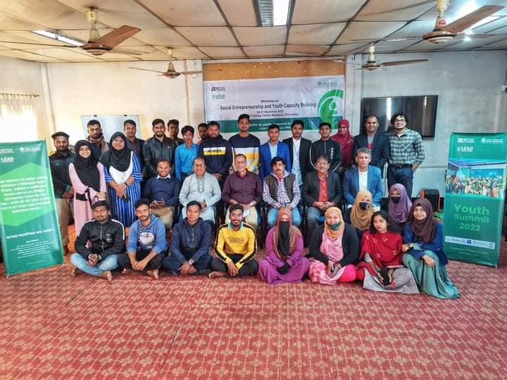 জীবননগরে ইয়ুথ ক্যাপাসিটি বিল্ডিং বিষয়ক প্রশিক্ষণের উদ্বোধনকালে নাজমুল হক স্বপন