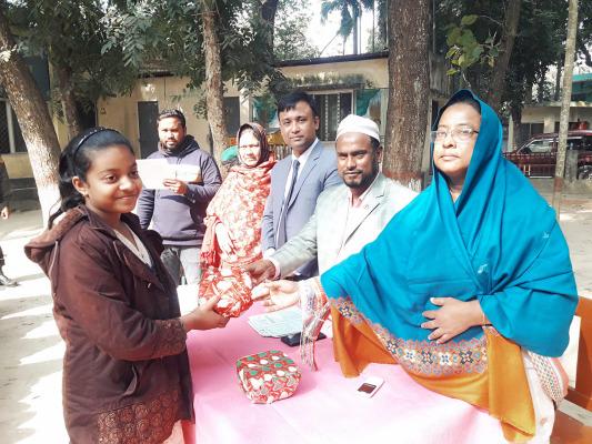 জীবননগর উপজেলা শিশু নিকেতন স্কুলের বার্ষিক ফল প্রকাশ