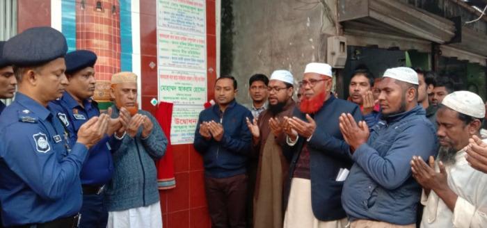 আলমডাঙ্গা থানা মসজিদ নির্মাণকাজের উদ্বোধন করলেন পুলিশ সুপার আব্দুল্লাহ আল মামুন