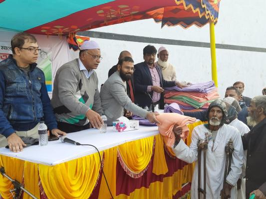 চুয়াডাঙ্গায় আত্মবিশ্বাসের উদ্যোগে শীতবস্ত্র বিতরণ