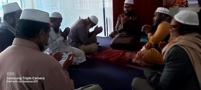 কবি সিরাজ সামজীর রোগমুক্তি কামনায় আলমডাঙ্গায় দোয়া অনুষ্ঠিত