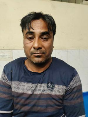 জীবননগরে তারেক হত্যা মামলার আসামি আমিন আটক