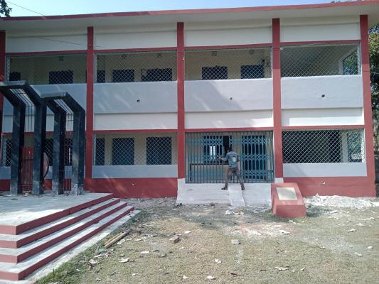 জীবননগর করতোয়া মাধ্যমিক বিদ্যালয়ের সংস্কার কাজে অনিয়মের অভিযোগ