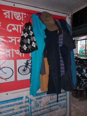 আলমডাঙ্গায় শীতার্তদের জন্য মানবতার ছাউনী স্থাপন