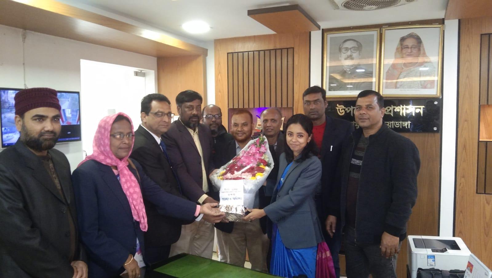 দামুড়হুদায় নবাগত ইউএনও'র সাথে লোকমোর্চার শুভেচ্ছা বিনিময়