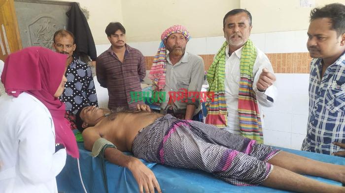 অজ্ঞানপার্টির খপ্পরে ৩ লাখ টাকা খোয়ালেন গরু ব্যবসায়ী