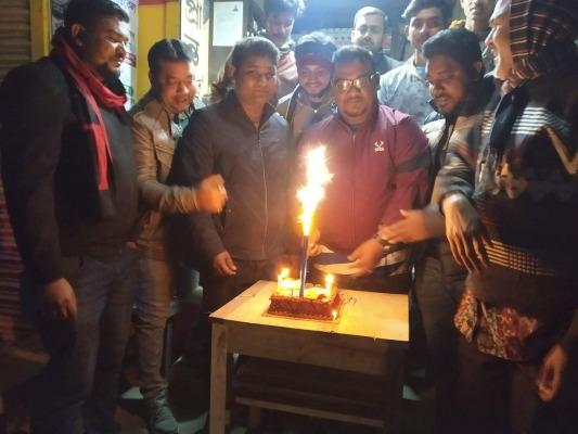 কার্পাসডাঙ্গায় যুবলীগ নেতা কচির জন্মদিন উদযাপন