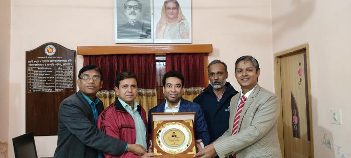 চুয়াডাঙ্গার শ্রেষ্ঠ রেমিট্যান্স যোদ্ধা আলহাজ্ব সাহিদুজ্জামান টরিক পেলেন সম্মাননা