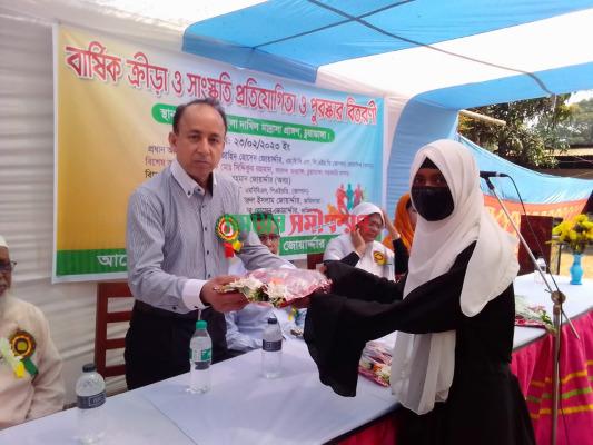 চুয়াডাঙ্গা মহিলা দাখিল মাদ্রাসায় বার্ষিক ক্রীড়া প্রতিযোগিতা