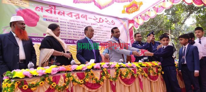 চুয়াডাঙ্গা ভি জে সরকারি উচ্চবিদ্যালয়ের নবীনবরণ অনুষ্ঠানে ডিসি আমিনুল ইসলাম