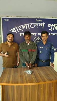 চুয়াডাঙ্গায় গাঁজাসহ ঝিনাইদহের রশিদ আটক
